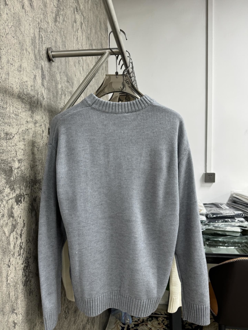 Bv*b*rry sweaters